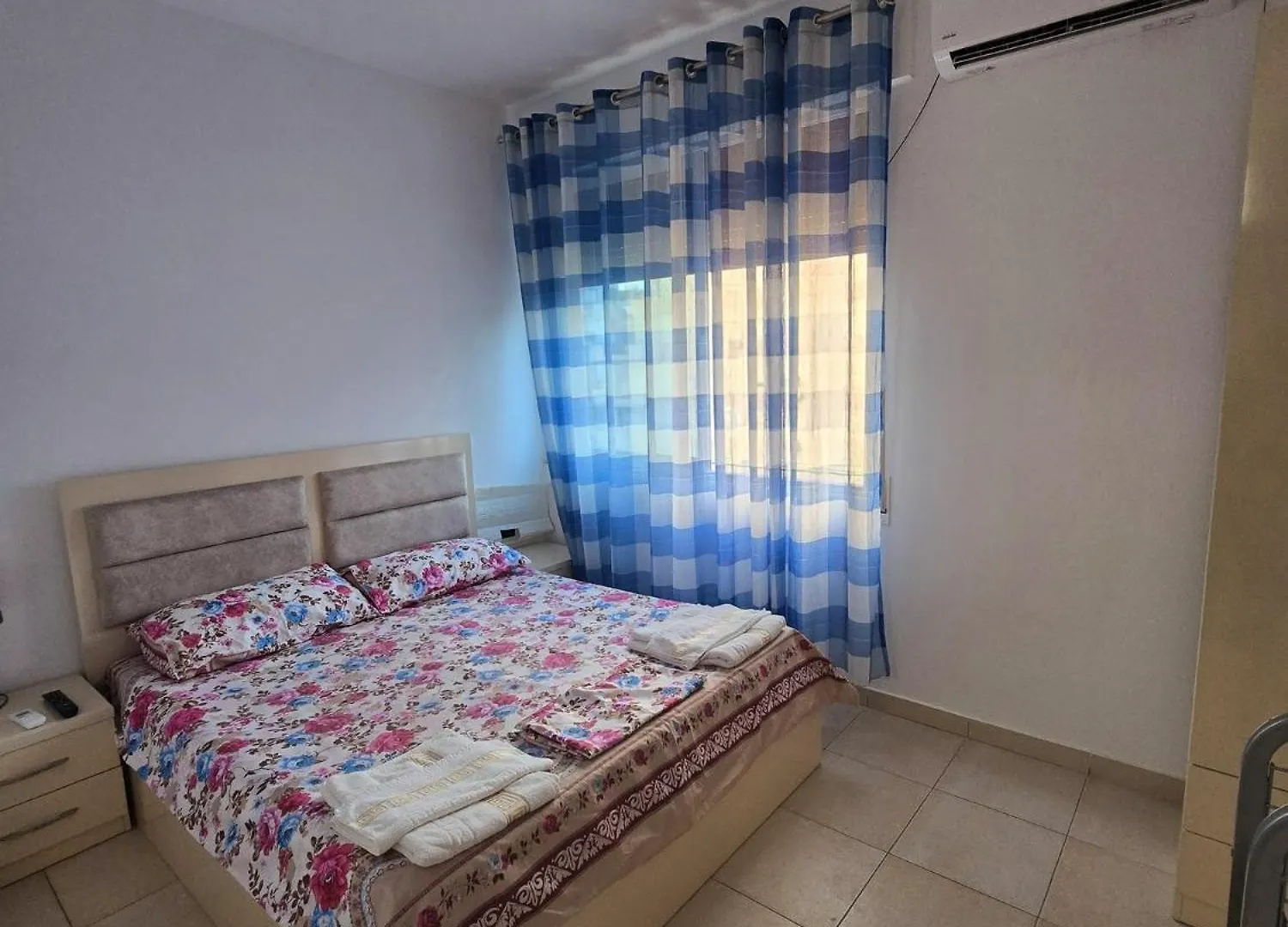 Holiday Home Durrës 0*,